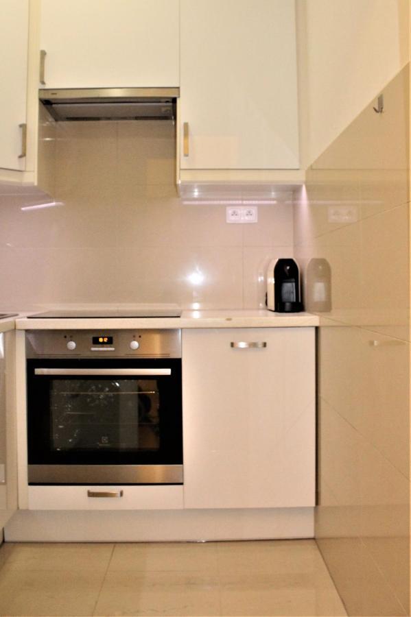 Apartament Luster I Obrazow Βαρσοβία Εξωτερικό φωτογραφία