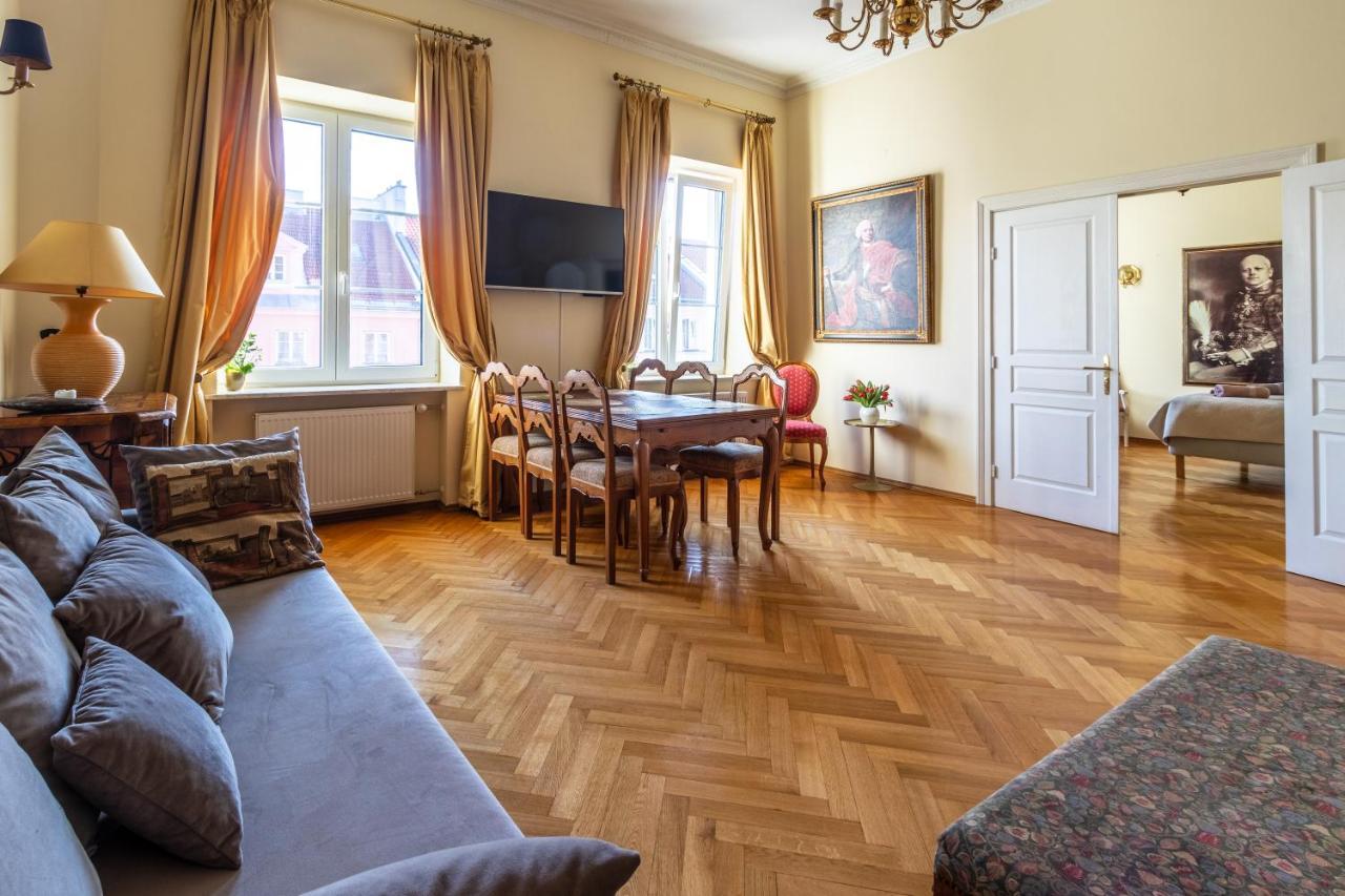 Apartament Luster I Obrazow Βαρσοβία Εξωτερικό φωτογραφία