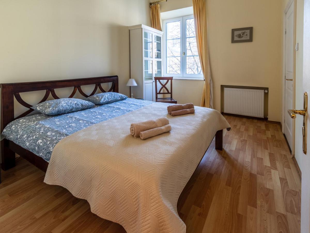 Apartament Luster I Obrazow Βαρσοβία Εξωτερικό φωτογραφία
